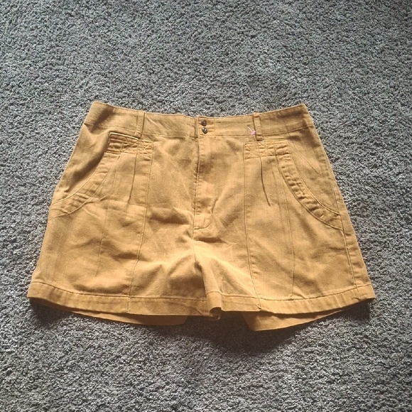Universal Thread Tan Cargo Shorts Cotton Blend - Picture 1 of 4